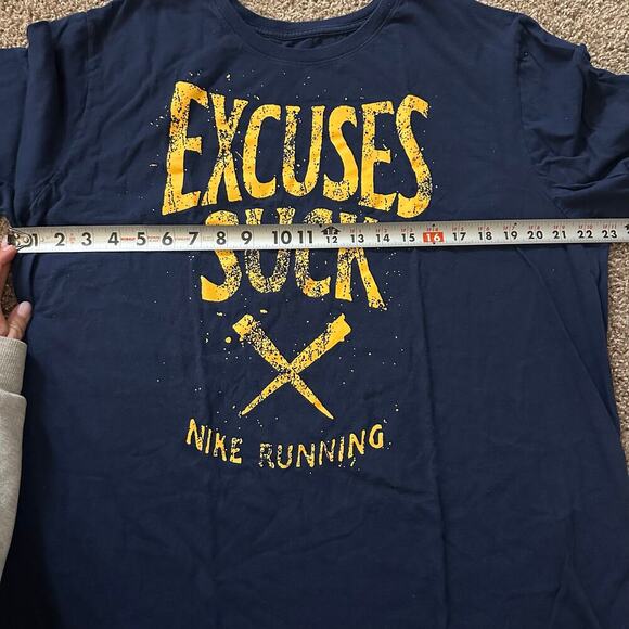 Nike Running Navy "Excuses Suck" Short Sleeve Graphic Nike Tee- 2XL - Picture 5 of 7